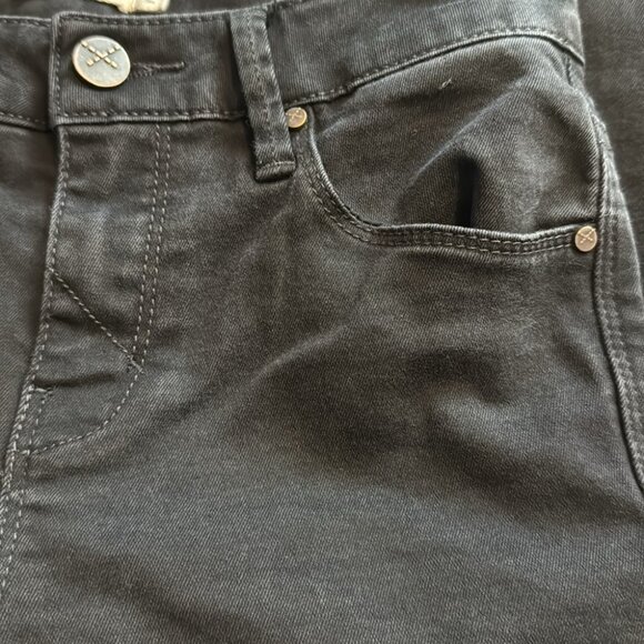 UNPUBLISHED Jeans-size 25 - Picture 6 of 9